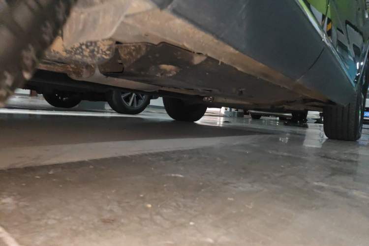 Used Hongqi HS5 2022 Revised Version 2.0T Smart Connect Flagship Edition Chassis Front Right