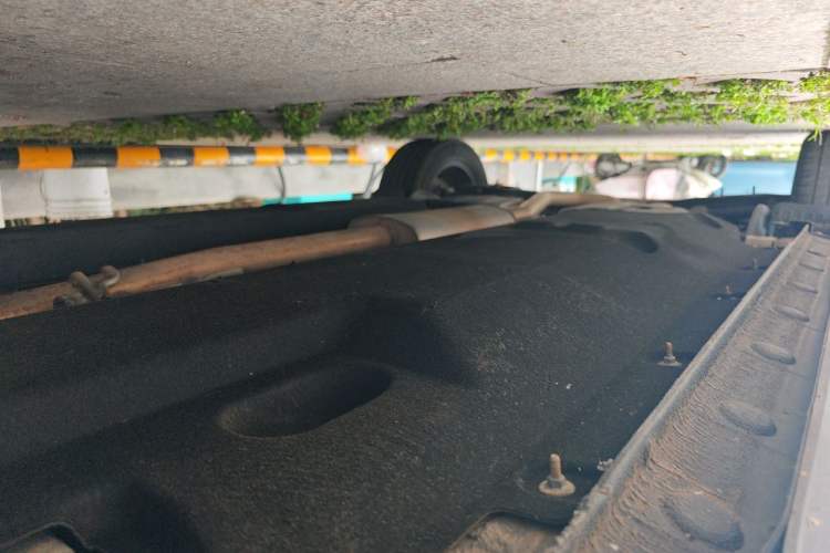Used Hongqi HS5 2022 2.0T Smart Connect Flagship Edition Chassis Front Right