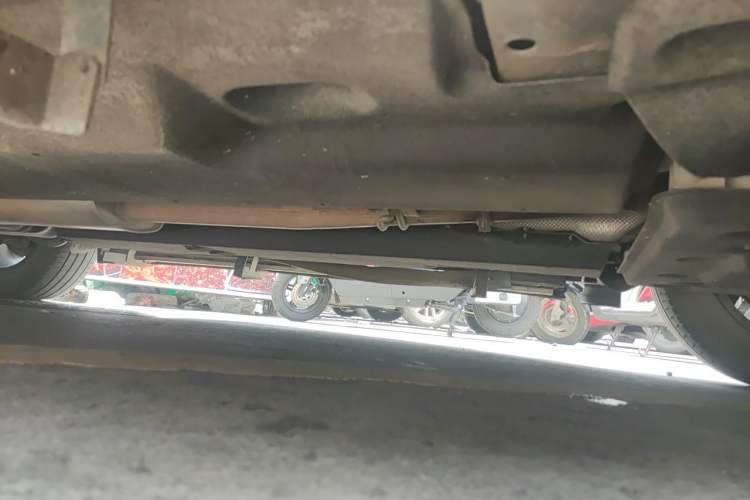 Used Hongqi HS5 2022 2.0T Smart Connect Flagship Edition Chassis Front Right