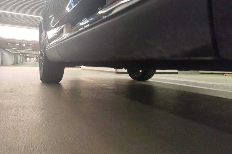 Used Hongqi HS5 2022 2.0T Smart Connect Flagship All-Wheel-Drive Version Chassis Front Right