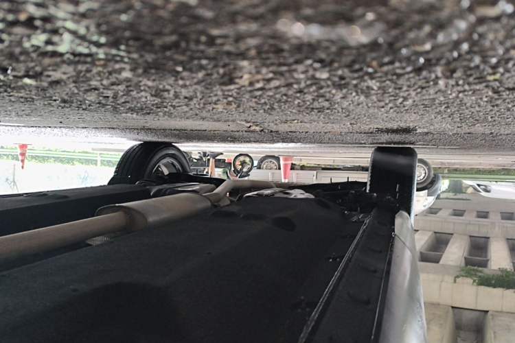 Used Hongqi HS5 2022 2.0T Smart Connect Flagship Edition Chassis Front Right