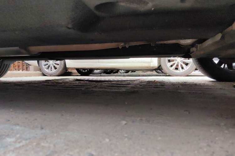 Used Hongqi HS5 2022 2.0T Smart Connect Flagship All-Wheel-Drive Version Chassis Front Right