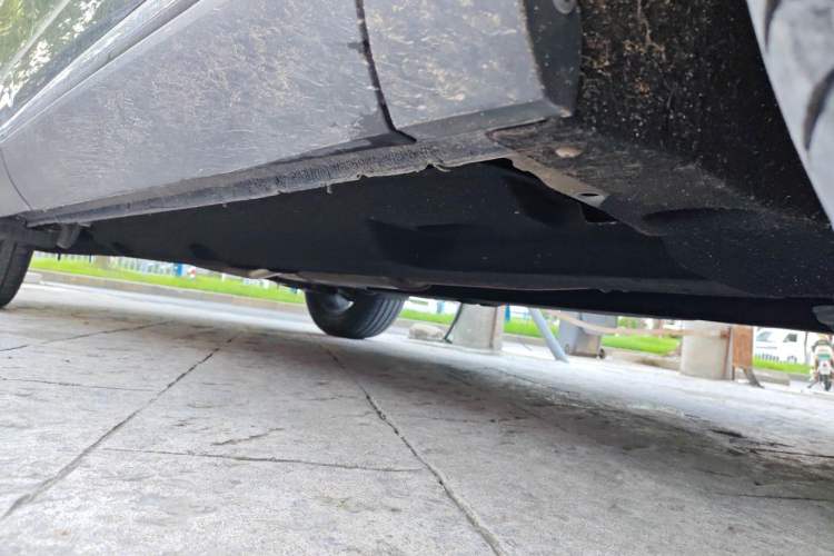 Used Hongqi HS5 2022 2.0T Smart Connect Flagship Edition Chassis Front Right
