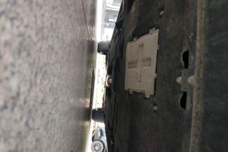 Used Hongqi HS5 2022 2.0T Smart Connect Flagship All-Wheel-Drive Version Chassis Front