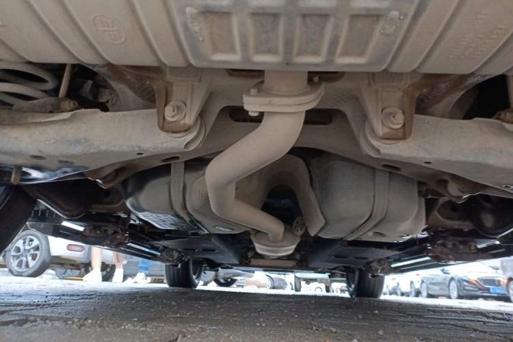 Used Hongqi HS5 2022 2.0T Smart Connect Flagship Edition Chassis Rear