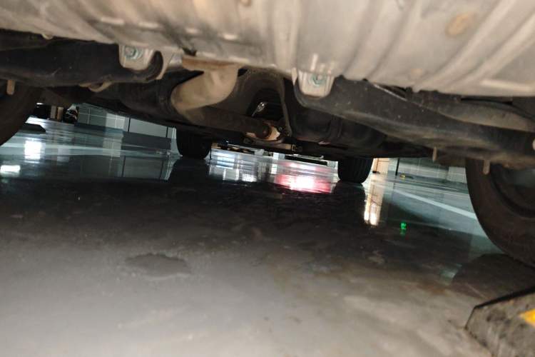 Used Hongqi HS5 2022 2.0T Smart Connect Flagship Edition Chassis Rear