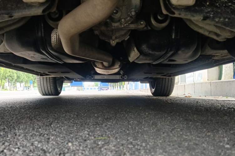 Used Hongqi HS5 2022 2.0T Smart Connect Flagship All-Wheel-Drive Version Chassis Rear