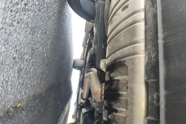 Used Hongqi HS5 2022 2.0T Smart Connect Flagship All-Wheel-Drive Version Chassis Rear