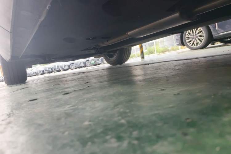 Used Hongqi HS5 2022 Revised Version 2.0T Smart Connect Flagship Edition Chassis Rear Left