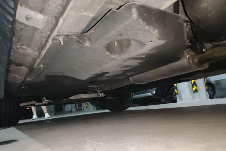 Used Hongqi HS5 2022 2.0T Smart Connect Flagship Edition Chassis Rear Left