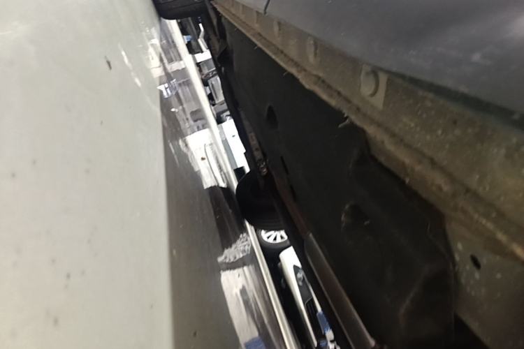 Used Hongqi HS5 2022 Revised Version 2.0T Smart Connect Flagship Edition Chassis Rear Left