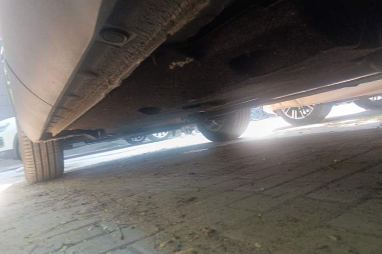Used Hongqi HS5 2022 Revised Version 2.0T Smart Connect Flagship Edition Chassis Rear Left