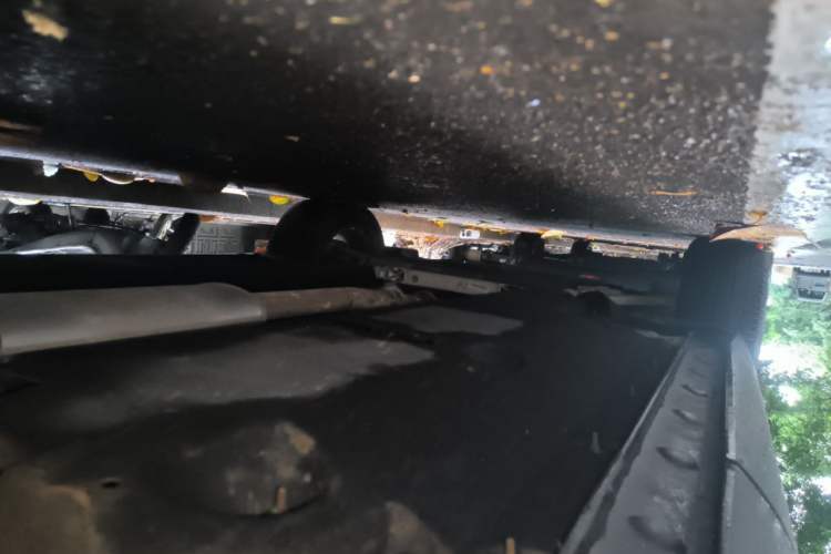 Used Hongqi HS5 2022 Revised Version 2.0T Smart Connect Flagship Edition Chassis Rear Left