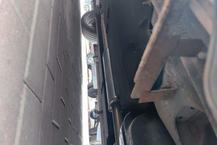 Used Hongqi HS5 2022 2.0T Smart Connect Flagship All-Wheel-Drive Version Chassis Rear Left