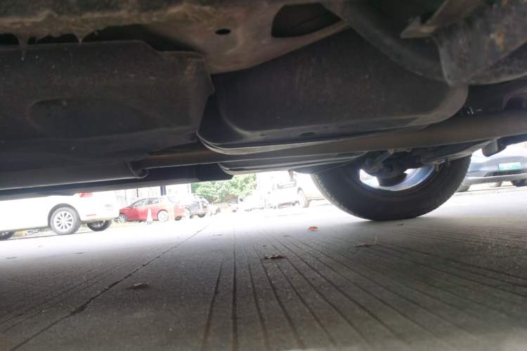 Used Hongqi HS5 2022 Revised Version 2.0T Smart Connect Flagship Edition Chassis Rear Left