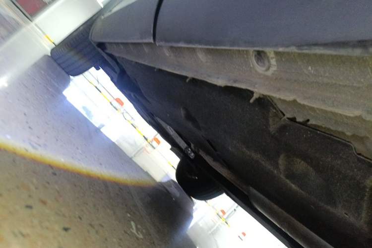 Used Hongqi HS5 2022 2.0T Smart Connect Flagship Edition Chassis Rear Left