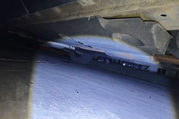 Used Hongqi HS5 2022 2.0T Smart Connect Flagship Edition Chassis Rear Left