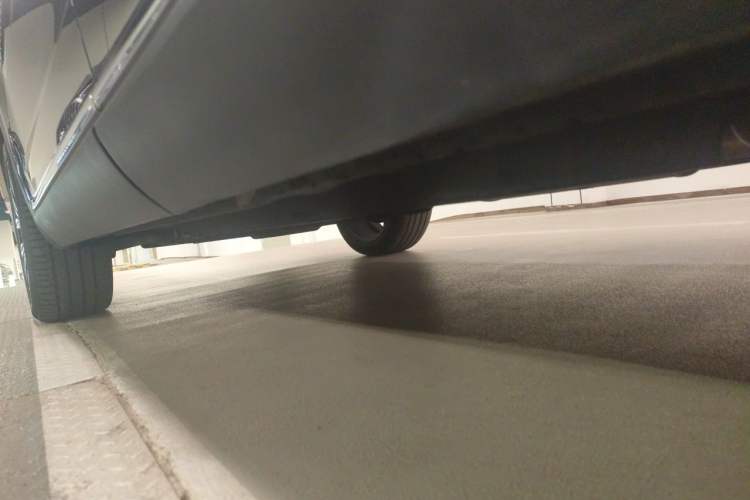 Used Hongqi HS5 2022 2.0T Smart Connect Flagship All-Wheel-Drive Version Chassis Rear Left