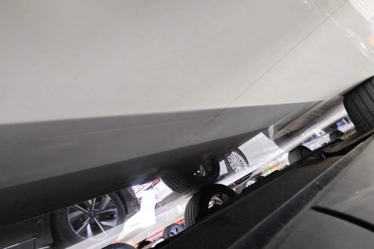Used Hongqi HS5 2022 2.0T Smart Connect Flagship All-Wheel-Drive Version Chassis Rear Left