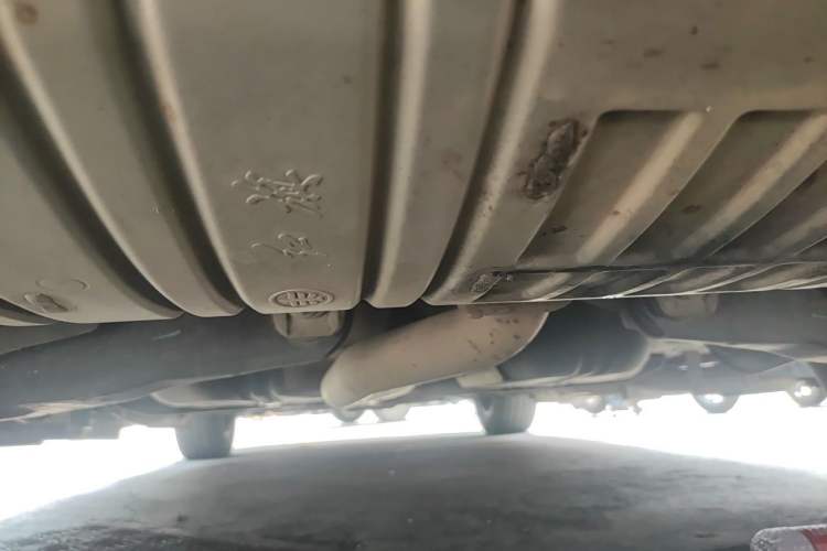 Used Hongqi HS5 2022 2.0T Smart Connect Flagship Edition Chassis Rear