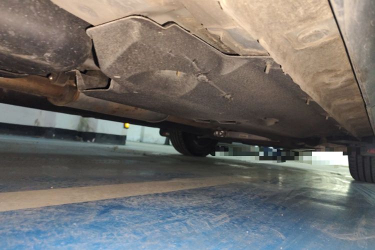 Used Hongqi HS5 2022 Revised Version 2.0T Smart Connect Flagship Edition Chassis Rear Right
