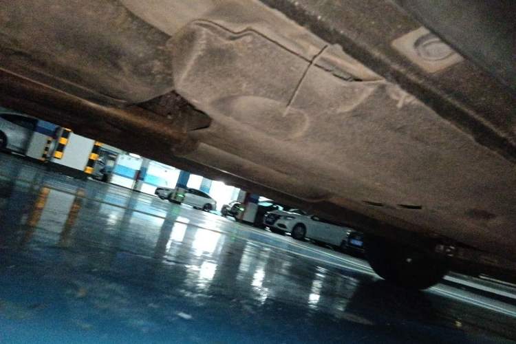 Used Hongqi HS5 2022 Revised Version 2.0T Smart Connect Flagship Edition Chassis Rear Right