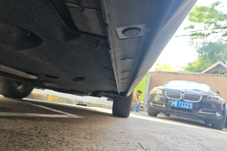 Used Hongqi HS5 2022 Revised Version 2.0T Smart Connect Flagship Edition Chassis Rear Right