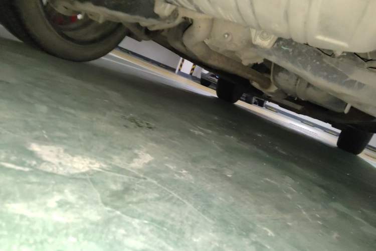 Used Hongqi HS5 2022 2.0T Smart Connect Flagship All-Wheel-Drive Version Chassis Rear Right