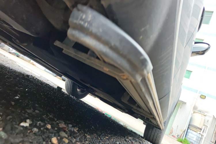 Used Hongqi HS5 2022 2.0T Smart Connect Flagship Edition Chassis Rear Right