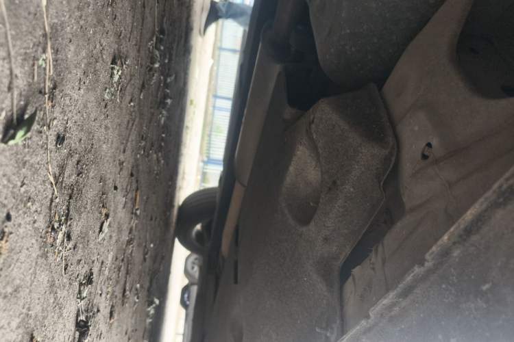 Used Hongqi HS5 2022 Revised Version 2.0T Smart Connect Flagship Edition Chassis Rear Right
