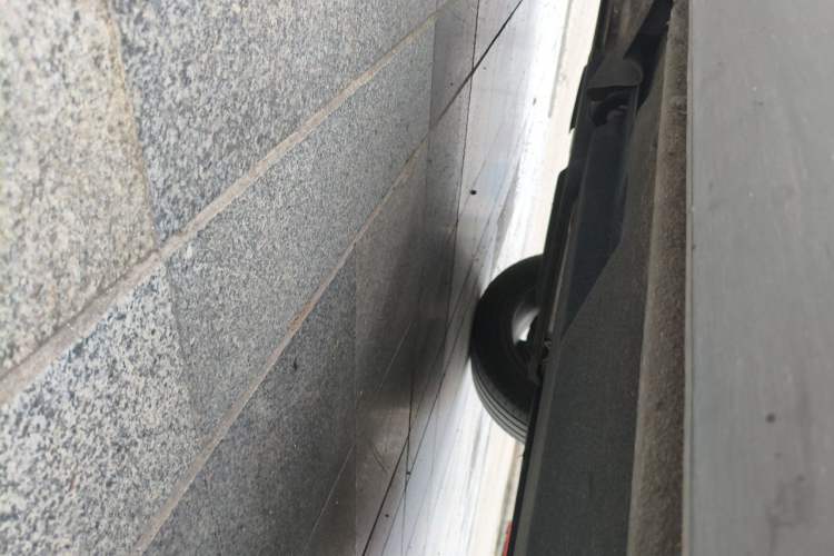 Used Hongqi HS5 2022 Revised Version 2.0T Smart Connect Flagship Edition Chassis Rear Right