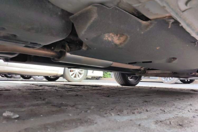 Used Hongqi HS5 2022 2.0T Smart Connect Flagship All-Wheel-Drive Version Chassis Rear Right