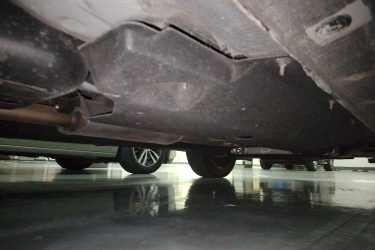 Used Hongqi HS5 2022 2.0T Smart Connect Flagship All-Wheel-Drive Version Chassis Rear Right