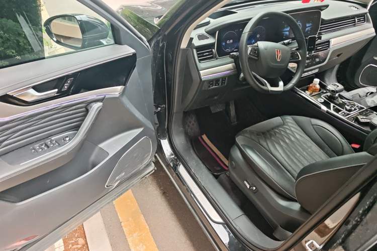 Used Hongqi HS5 2022 Revised Version 2.0T Smart Connect Flagship Edition Driver Seat