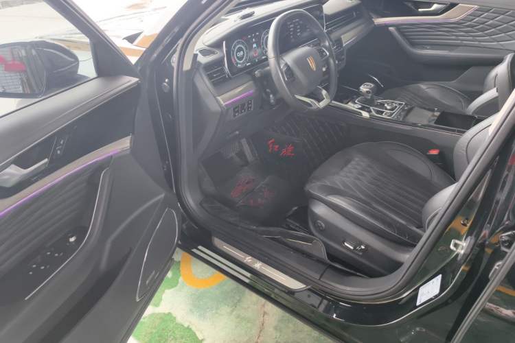 Used Hongqi HS5 2022 Revised Version 2.0T Smart Connect Flagship Edition Driver Seat