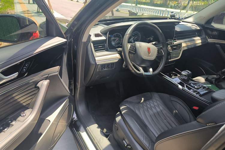 Used Hongqi HS5 2022 Revised Version 2.0T Smart Connect Flagship Edition Driver Seat