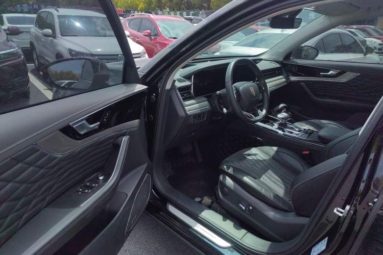 Used Hongqi HS5 2022 Revised Version 2.0T Smart Connect Flagship Edition Driver Seat