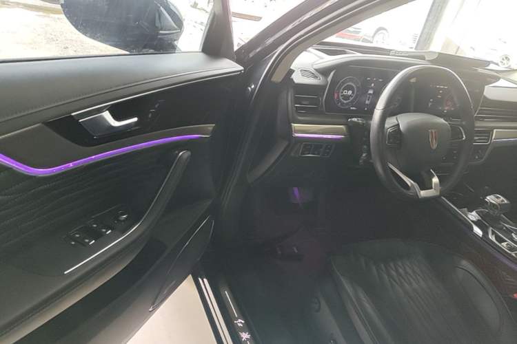 Used Hongqi HS5 2022 Revised Version 2.0T Smart Connect Flagship Edition Driver Seat