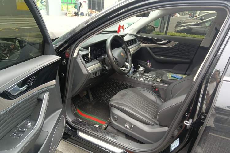 Used Hongqi HS5 2022 Revised Version 2.0T Smart Connect Flagship Edition Driver Seat