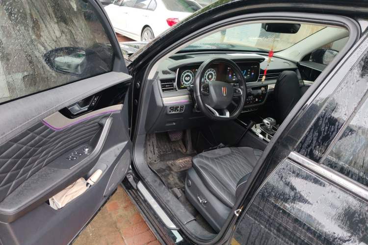 Used Hongqi HS5 2022 Revised Version 2.0T Smart Connect Flagship Edition Driver Seat