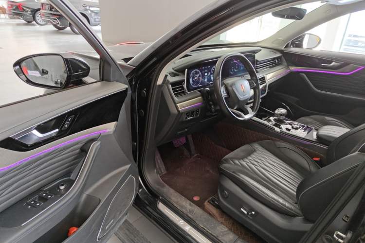 Used Hongqi HS5 2022 Revised Version 2.0T Smart Connect Flagship Edition Driver Seat