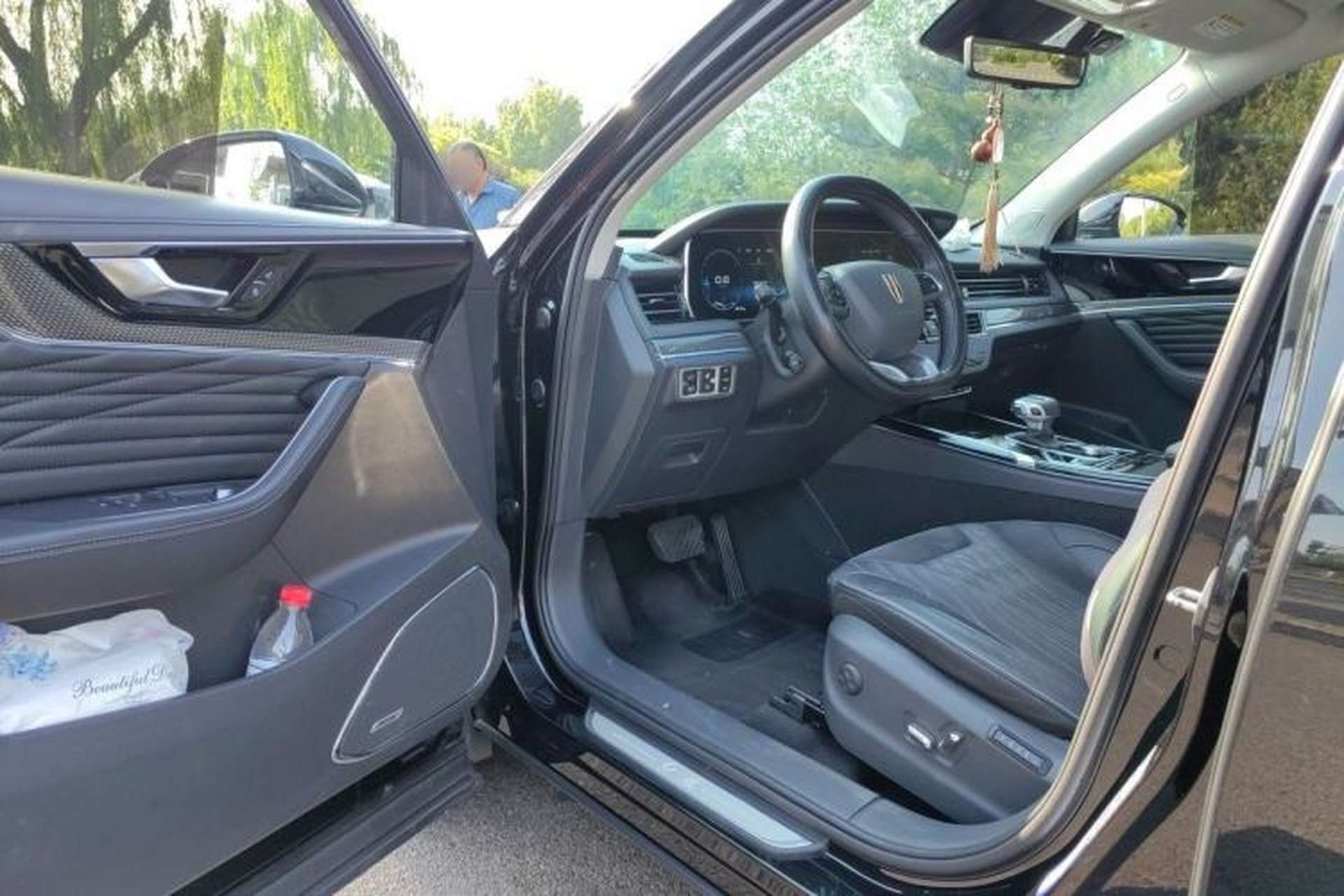 Used Hongqi HS5 2022 2.0T Smart Connect Flagship All-Wheel-Drive Version Driver Seat