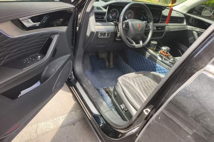 Used Hongqi HS5 2022 Facelifted Version 2.0T Smart Connect Flagship All-Wheel-Drive Edition Driver Seat