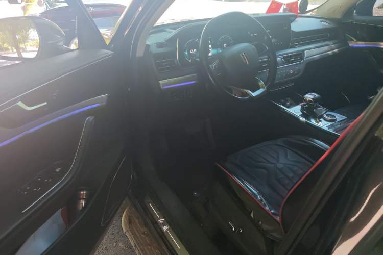 Used Hongqi HS5 2022 Revised Version 2.0T Smart Connect Flagship Edition Driver Seat