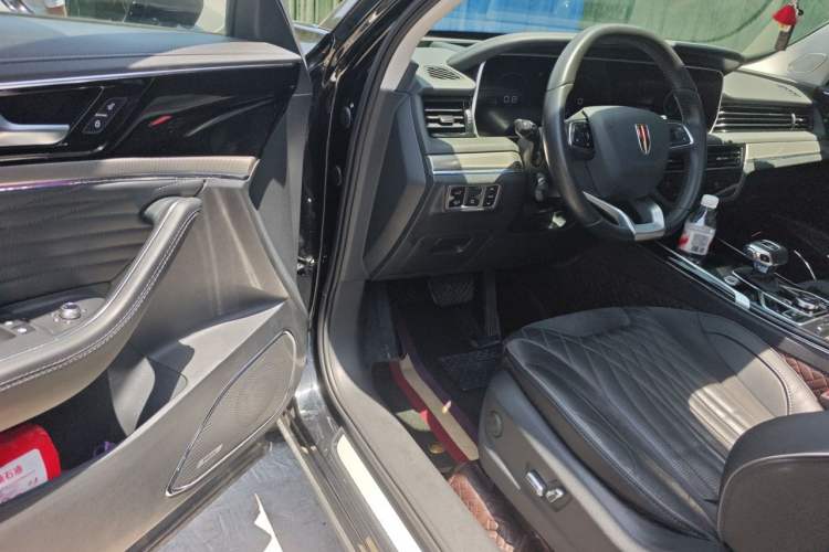 Used Hongqi HS5 2022 Revised Version 2.0T Smart Connect Flagship Edition Driver Seat