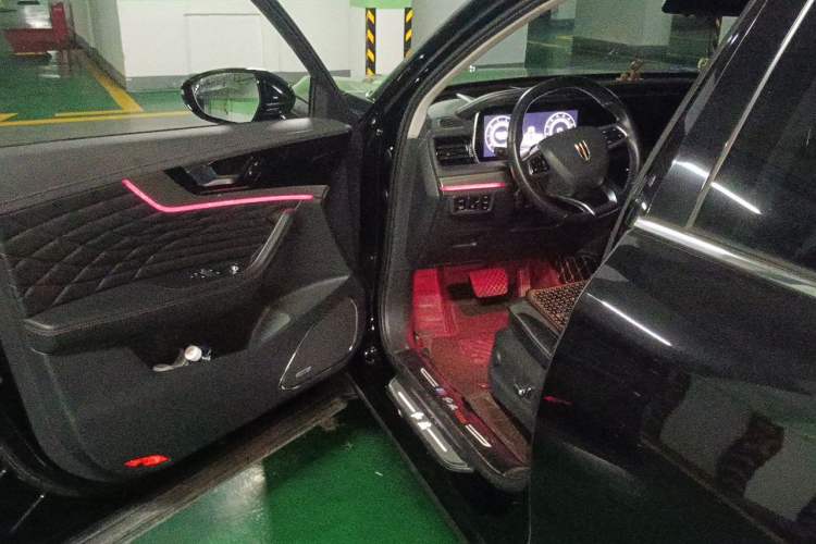 Used Hongqi HS5 2022 2.0T Smart Connect Flagship Enjoyment Purchase Edition Driver Seat
