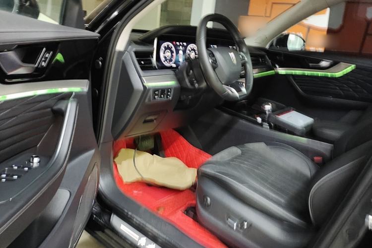 Used Hongqi HS5 2022 Revised Version 2.0T Smart Connect Flagship Edition Driver Seat