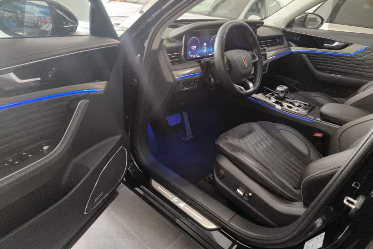Used Hongqi HS5 2022 Revised Version 2.0T Smart Connect Flagship Edition Driver Seat