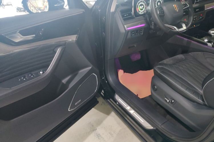 Used Hongqi HS5 2022 Revised Version 2.0T Smart Connect Flagship Edition Driver Seat