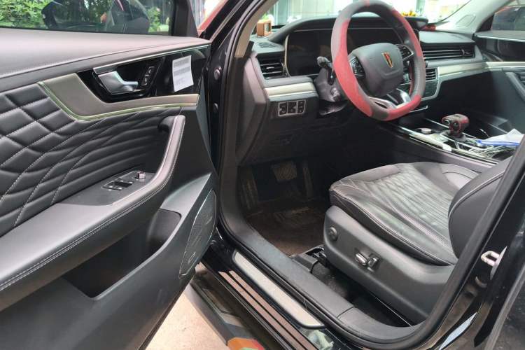 Used Hongqi HS5 2022 2.0T Smart Connect Flagship All-Wheel-Drive Version Driver Seat